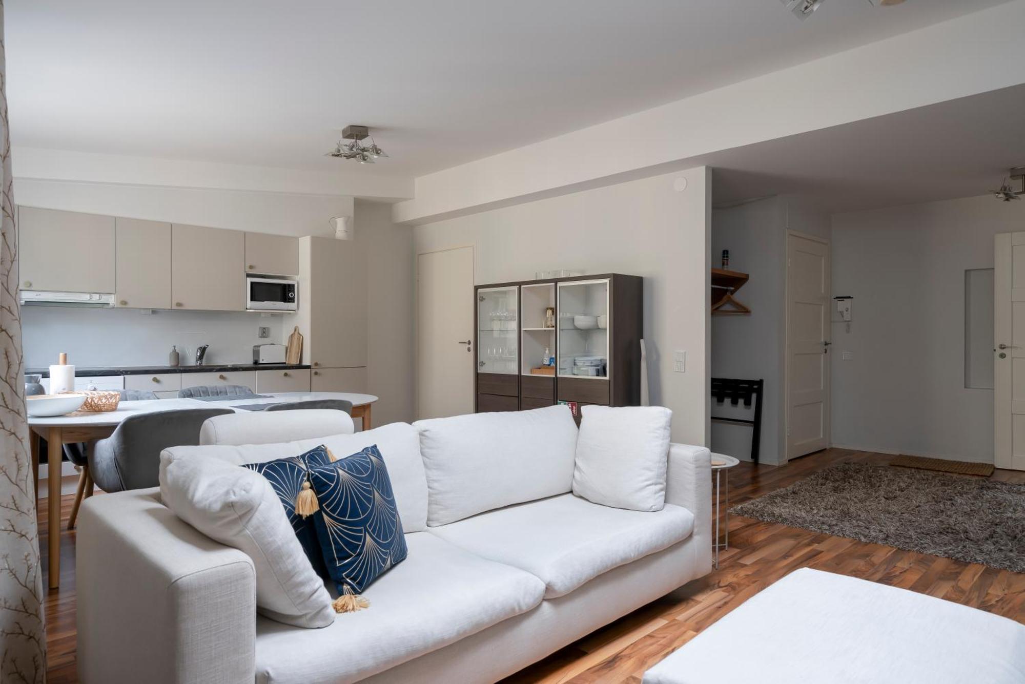 Yellow Tower In Design District Helsinki, 1 Bedroom Apartment, Floor * Helsinki